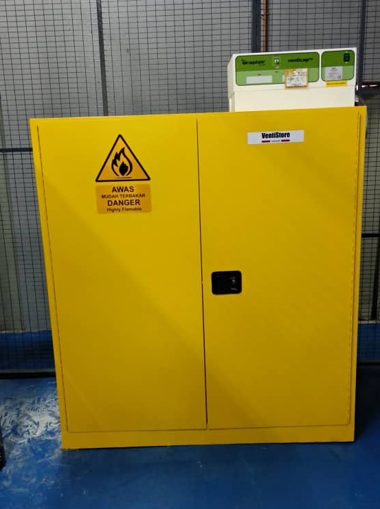 200 L Drum Chemical Storage Cabinet