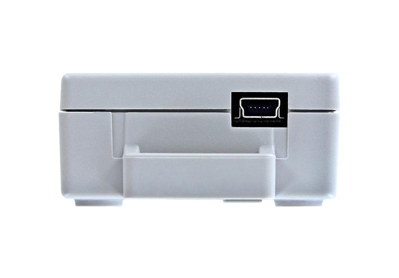 hobo-4-channel-analog-data-logger-ux120-006m-side-view